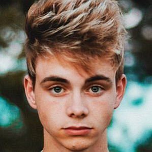 who is Corbyn Besson dating