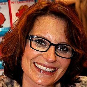 who is Meg Cabot dating
