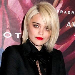 who is Sky Ferreira dating