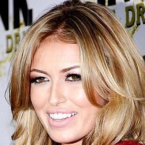 who is Paulina Gretzky dating