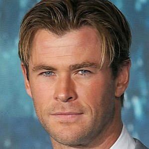 who is Chris Hemsworth dating