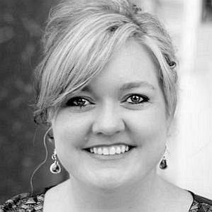 Colleen Hoover profile photo