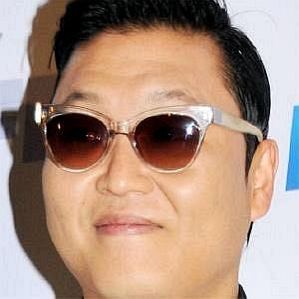 who is Psy dating