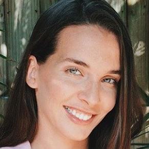 Kendra Santacruz profile photo
