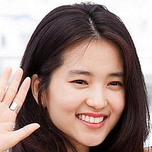 Kim Tae-ri profile photo